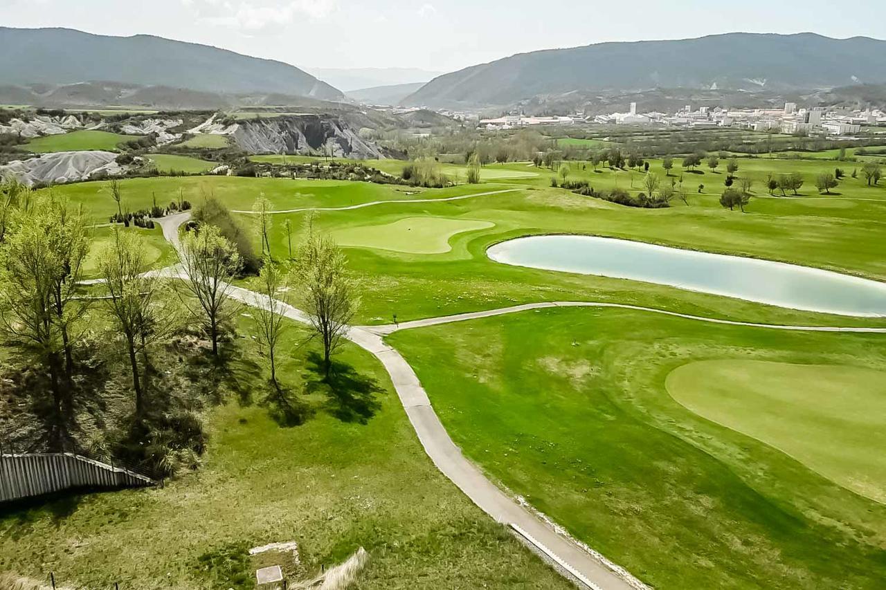 ​Exe Las Margas Golf ラタス エクステリア 写真